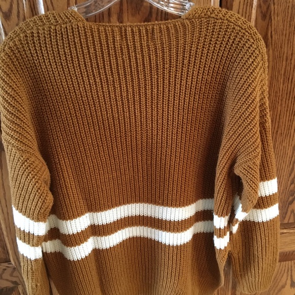 🎊sold🎉Dreamers sweater from Evereve - Picture 6 of 9